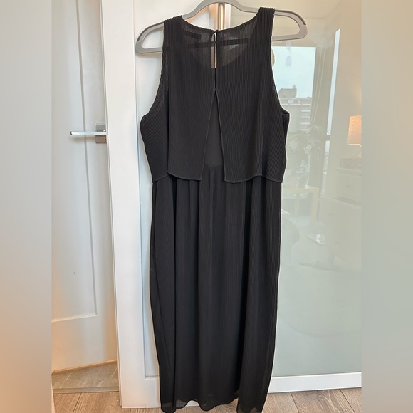 Mango Midi silk pleated black dress - Picture 2 of 3